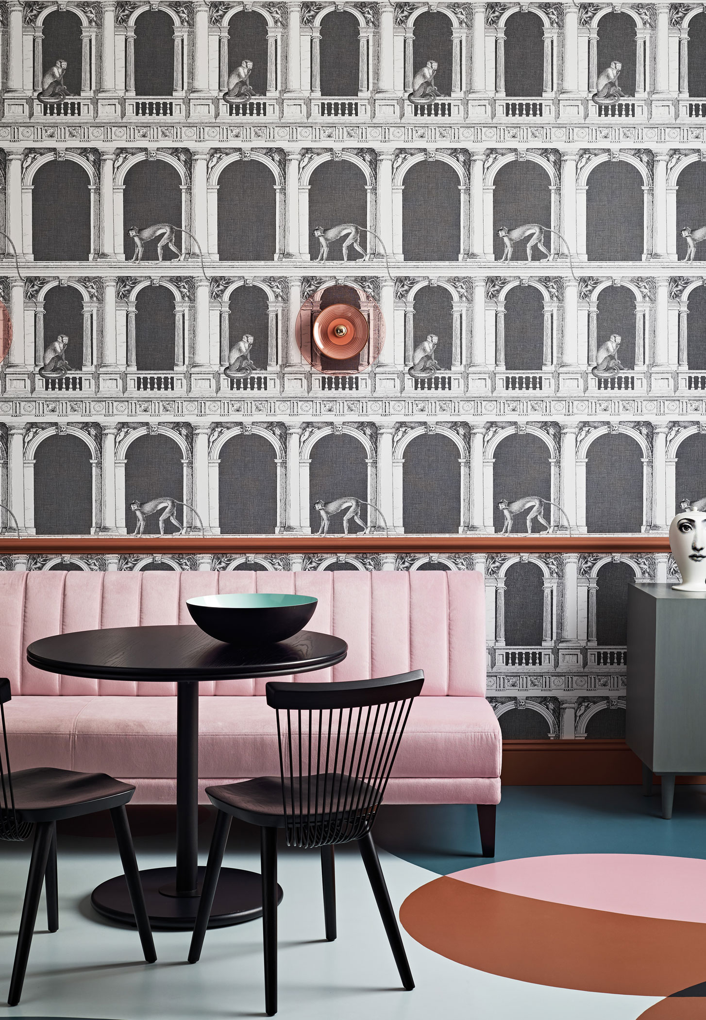 cs_fornasetti-senza-tempo_procuratie-e-scimmie-114-21041_rgb-2100px