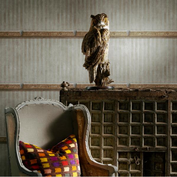 57387-palette-multi-fabric-steamer-leather-wallpaper-lifestyle